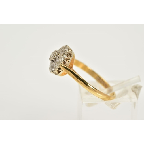 53 - AN 18CT GOLD DIAMOND CLUSTER RING, the tiered cluster set with a central round brilliant cut diamond... 