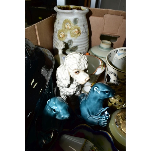 563 - FOUR BOXES AND LOOSE CERAMICS AND GLASSWARE, including a stoneware flagon, Midwinter Crocus pattern ... 