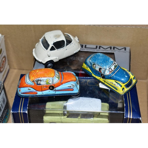 591 - A QUANTITY OF BOXED AND UNBOXED DIECAST VEHICLES, to include unboxed playworn Quiralu Velam Isetta i... 