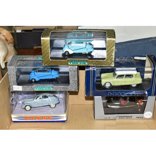 591 - A QUANTITY OF BOXED AND UNBOXED DIECAST VEHICLES, to include unboxed playworn Quiralu Velam Isetta i... 