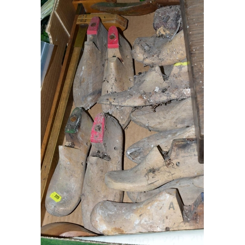 595 - A QUANTITY OF WOODEN COBBLER'S CHILD'S SHOE MOULDS/LASTS, to include an Anello & Davide ballet shoe,... 