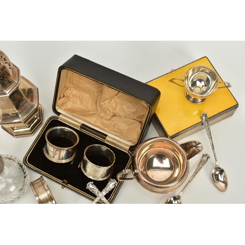 93 - A SELECTION OF SILVERWARE, to include a silver lined, engine turn design wooden box with yellow guil... 