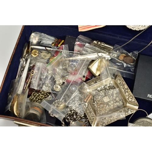 98 - A CASE OF MISCELLANEOUS ITEMS, to include a 'Stratton' compact of floral design with cover and box, ... 