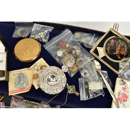 98 - A CASE OF MISCELLANEOUS ITEMS, to include a 'Stratton' compact of floral design with cover and box, ... 