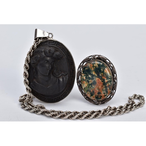 17 - A SILVER AGATE BROOCH AND A HIGH RELIEF CAMEO PENDANT NECKLACE, the silver brooch designed with an o... 