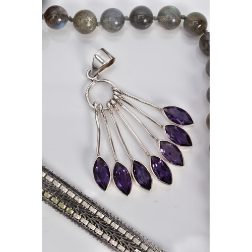 2 - A SELECTION OF JEWELLERY, to include a white metal multi drop pendant, set with seven marquise cut a... 