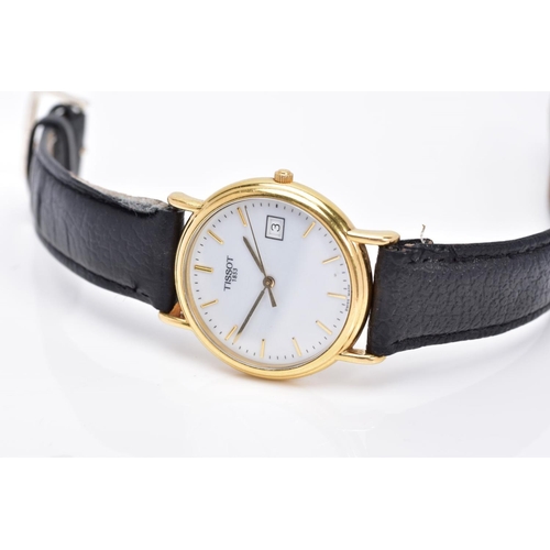 26 - A GENTS 18CT GOLD TISSOT WRISTWATCH, designed with a white dial, dial signed 'Tissot 1853' baton mar... 