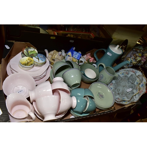 435 - TWO BOXES OF COLLECTORS PLATES, POOLE, SPODE AND TUSCAN TEA WARES, novelty cottage tea pots, two gla... 