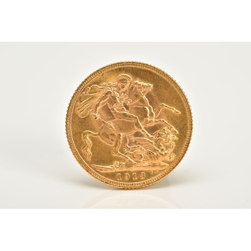 72 - A GOLD 1913 GEORGE V FULL SOVEREIGN, approximate gross weight 8.0 grams