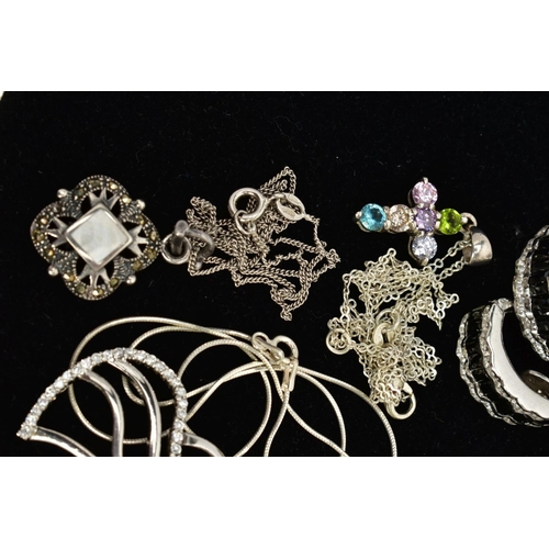 12 - A COLLECTION  OF WHITE METAL ASSORTED JEWELLERY ITEMS to include five gem rings to include amethyst ... 