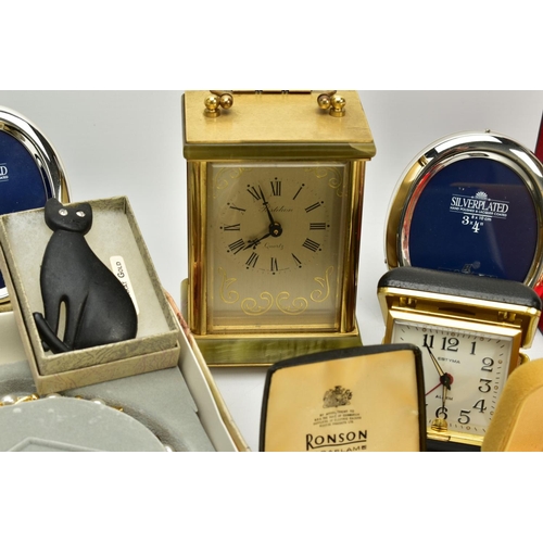 135 - A SELECTION OF ITEMS, to include a ladies open faced pocket watch, white dial with gold and silver d... 