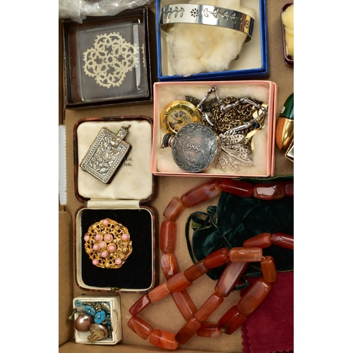 153 - A MISCELLANEOUS COLLECTION, to include various costume jewellery items, watches and a wooden jewelle... 