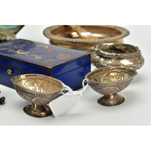 195 - A BOX OF CONTINENTAL WHITE METAL AND SILVER PLATE, including a pair of foliate embossed salts, stamp... 