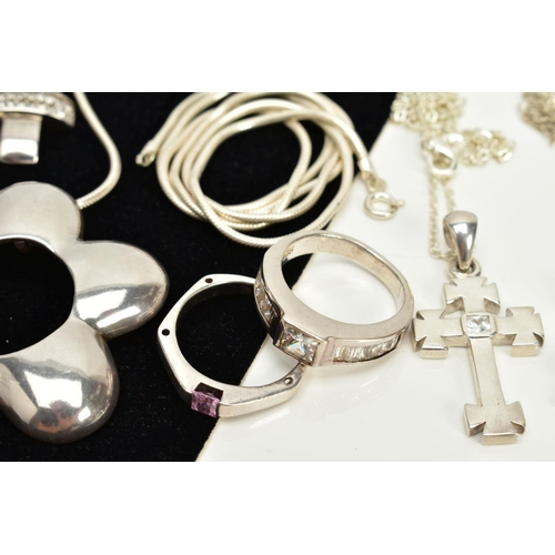 23 - A COLLECTION OF WHITE METAL ASSORTED JEWELLERY ITEMS, to include five gem set  and plain polished pe... 