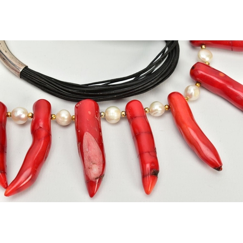 25 - THREE ITEMS OF JEWELLERY, to include a large dyed coral and fresh water cultured pearl necklace, a m... 