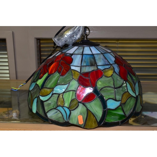 344 - A LATE 20TH CENTURY LEADED COLOURED GLASS CEILING LIGHT SHADE, of Tiffany style, floral design, diam... 