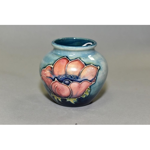 365 - A SMALL MOORCROFT POTTERY VASE, 'Anemone' pattern on light blue ground, impressed back stamp height ... 