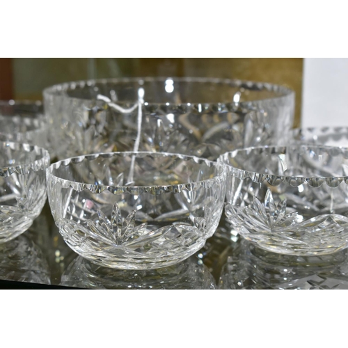 373 - A BOXED HERITAGE CRYSTAL FRUIT BOWL AND SIX DISHES, diameter large bowl approximately 21cm and small... 