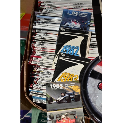 405 - A COLLECTION OF FORMULA ONE MEMORABILIA & EPHEMERA, race programmes, tickets, passes (some with auto... 