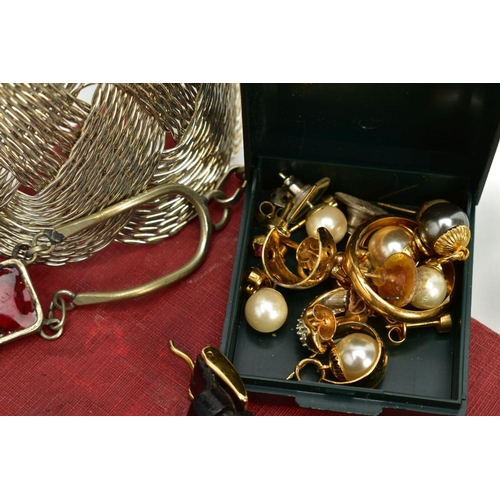 41 - AN ASSORTED SELECTION OF COSTUME JEWELLERY, to include a wide white metal cuff bangle, a white metal... 