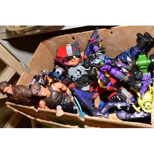 417 - A QUANTITY OF ASSORTED MODERN ACTION MAN AND OTHER ACTION FIGURES, to include Transformers, Power Ra... 