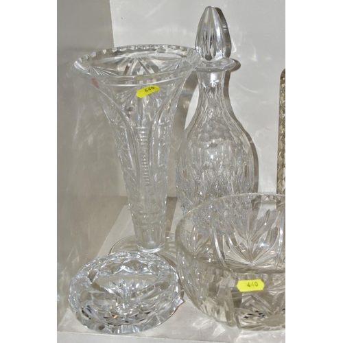 440 - A QUANTITY OF CUT GLASSWARE, to include vases, decanter, bowls, tumblers, etc