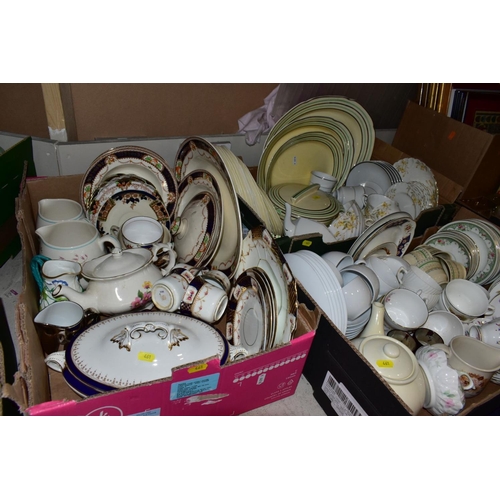 461 - SIX BOXES OF CERAMICS, MODERN PINE TOWEL RAIL, THREE TABLE LAMPS, etc, including early 20th Century ... 