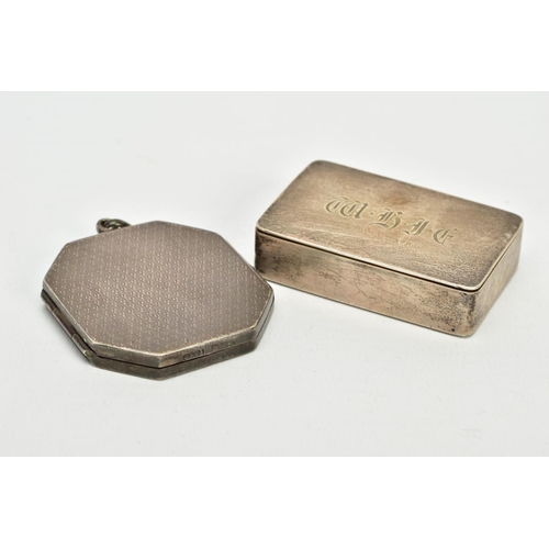 92 - A SILVER VESTA/SNUFF BOX AND LOCKET, the plain polished, hinged vesta/snuff box, with striker to the... 