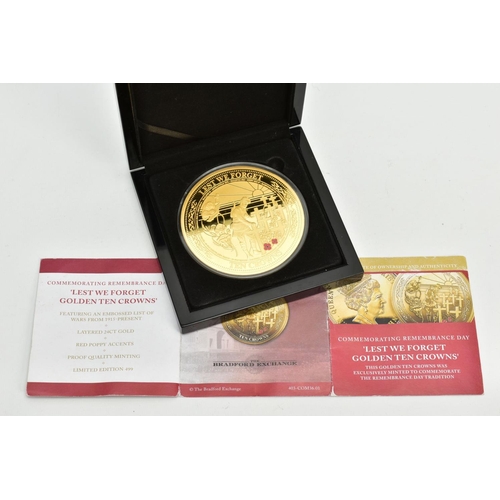 29 - A CASED 'LEST WE FORGET' GOLDEN TEN CROWNS COMMEMORATIVE COIN, edition 060 of 499, dated 2016, withi... 