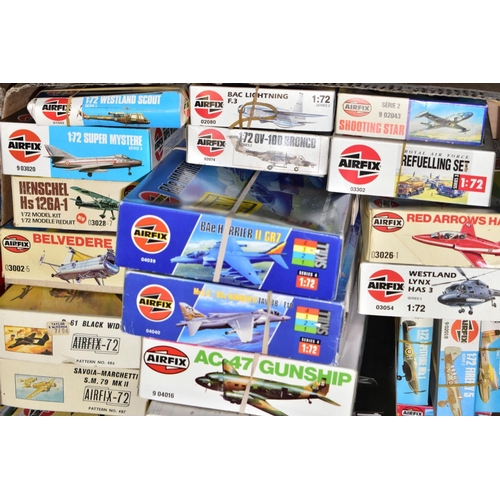 495 - A QUANTITY OF BOXED UNBUILT AIRFIX PLASTIC CONSTRUCTION KITS, majority are assorted military Airfix,... 