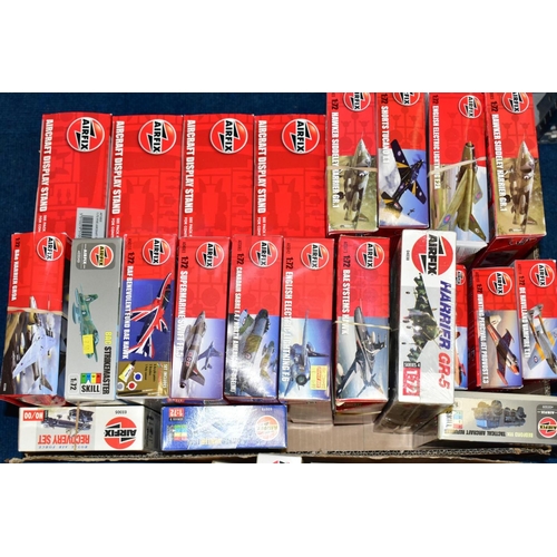 495 - A QUANTITY OF BOXED UNBUILT AIRFIX PLASTIC CONSTRUCTION KITS, majority are assorted military Airfix,... 