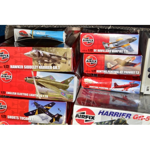 495 - A QUANTITY OF BOXED UNBUILT AIRFIX PLASTIC CONSTRUCTION KITS, majority are assorted military Airfix,... 