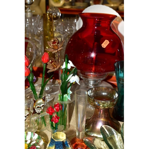 510 - A GROUP OF GLASSWARE INCLUDING COLOURED ITEMS, two ships in bottles, various modern paperweights, gl... 