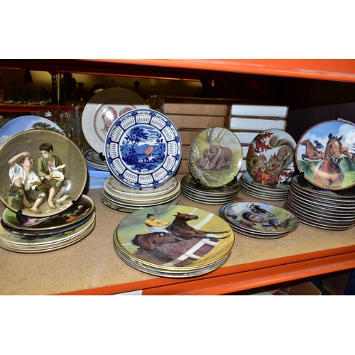 517 - COLLECTORS PLATES to include twelve Royal Worcester 'Great Racehorses', three 'Great Jockeys', Royal... 