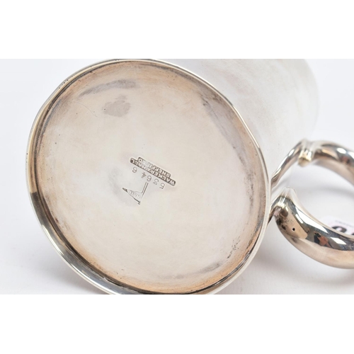 16 - A SILVER TANKARD, of a plain polished design, engraved 'R.E.T 1945', hallmarked Sheffield 1944 'Walk... 