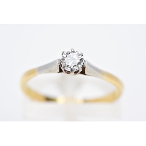 30 - A SINGLE STONE DIAMOND RING, designed with a claw set brilliant cut diamond, total estimated diamond... 