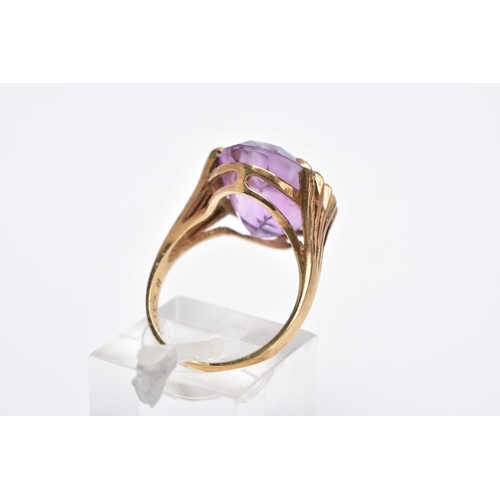 41 - A 9CT GOLD AMETHYST SINGLE STONE RING, amethyst measuring approximately 16.0mm x 12.0mm, ring size a... 