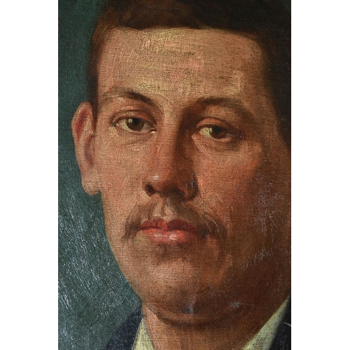 538 - HEAD AND SHOULDERS PORTRAIT OF A VICTORIAN/EDWARDIAN GENTLEMAN, no visible signature, oil on canvas ... 