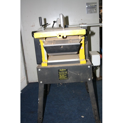 1066 - A PERFORM CCNPT PLANER THICKNESS 240volt with a 10 inch blade width, 103cm long bed, adjustable righ... 