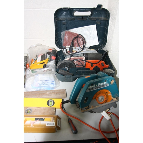 1076 - A BLACK AND DECKER 2000W HEAT GUN, four in one Sander and vintage Circular Saw (PAT fail) an Einhell... 