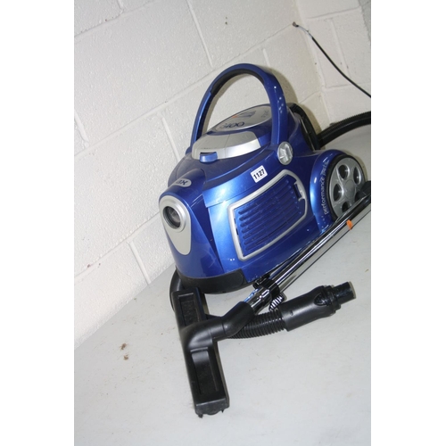 1127 - A VAX 2400 PERFORMANCE PETS VACUUM CLEANER (PAT pass and working)