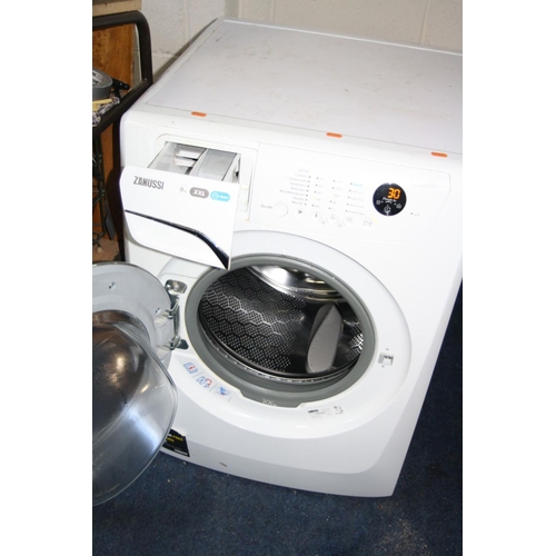 1133 - A ZANUSSI LINDO 300 9kg WASHING MACHINE (PAT pass and powers up)