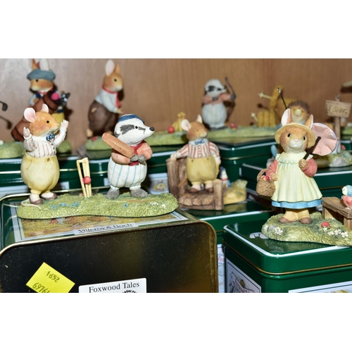 340 - ELEVEN VILLEROY & BOCH FOXWOOD TALES FIGURES, comprising 'Rue Rabbit' No 1, 'Jeremy Badger' No 3, 'K... 