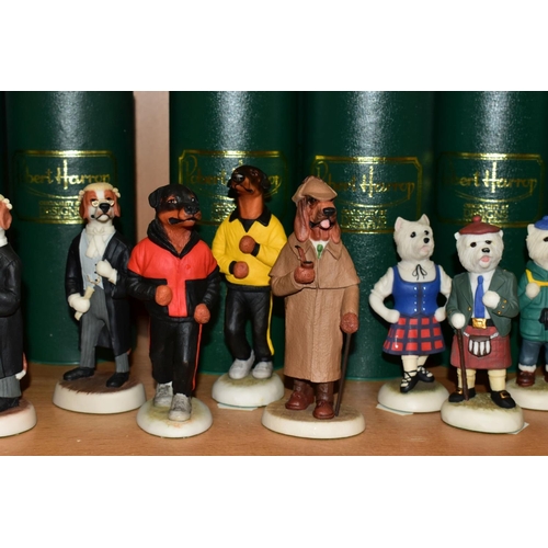 389 - SEVENTEEN ROBERT HARROP DOG SCULPTURES, mostly Country Companions and with boxes, comprising 'Labrad... 