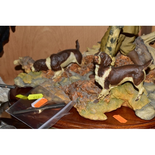 410 - A GROUP OF LABRADOR/HUNTING SCENE SCULPTURES, to include Border Fine Arts Labrador, black MT02B, mod... 