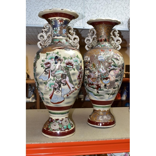 442 - A PAIR OF JAPANESE SATSUMA BALUSTER SHAPED VASES, polychrome decoration depicting Samurai warriors o... 