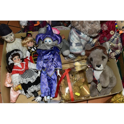 529 - A QUANTITY OF BOXED AND UNBOXED COLLECTORS DOLLS AND SOFT TOYS, to include boxed items from the Wind... 