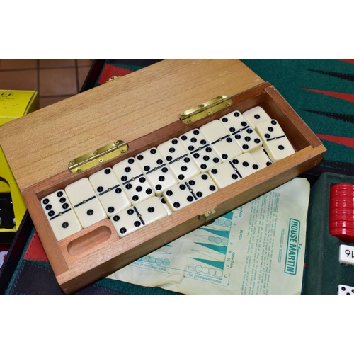 534 - A QUANTITY OF ASSORTED BOXED GAMES, Chess, Mah Jong and Backgammon, cased set of Dominoes and pegboa... 