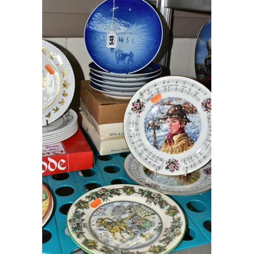 548 - A COLLECTION OF THIRTY NINE CHRISTMAS THEMED COLLECTORS PLATES, mostly unboxed, including a set of s... 