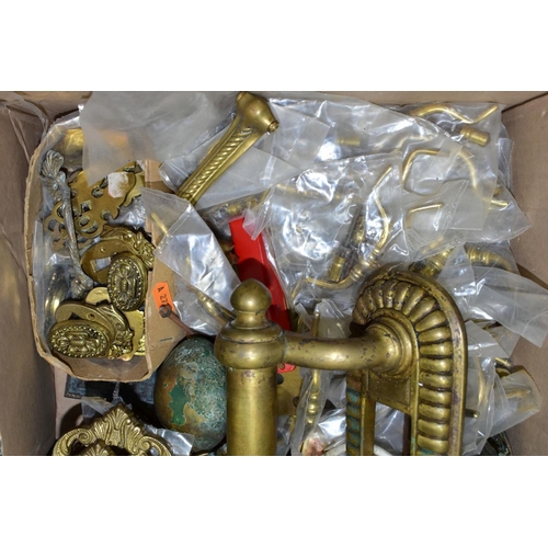 581 - A BOX OF BRASS DOOR FURNITURE AND DRAWER HANDLES etc, drawer handles are inset with ceramic plaques,... 